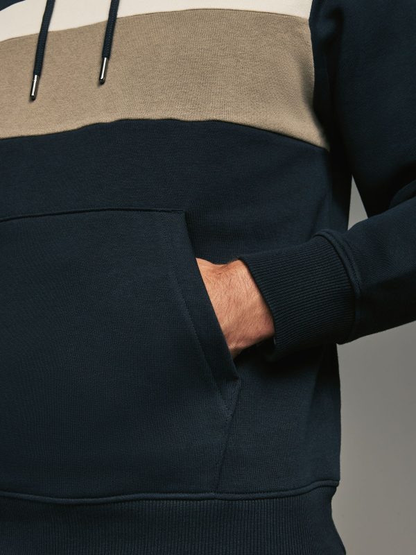 FORTRESS044 Navy Blue/White/Cream Panel Blocking Hoodie - Image 3