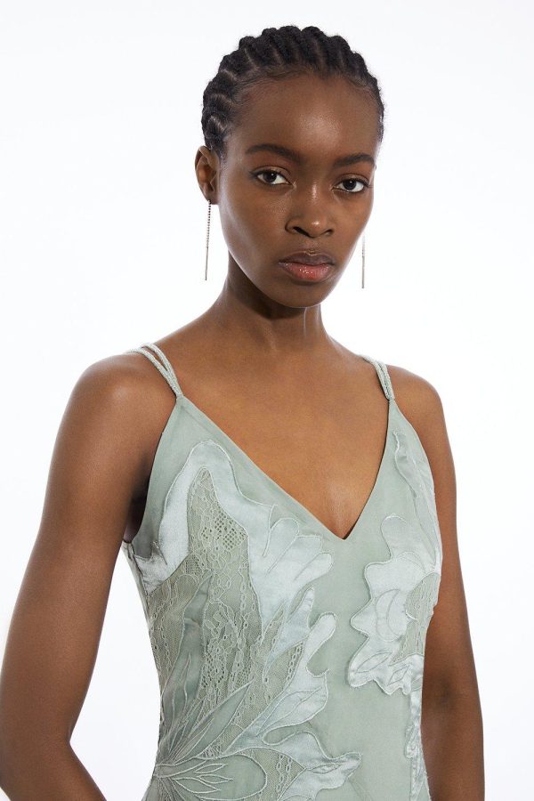 FORTRESS009 Satin Applique Woven Maxi Dress - Image 2